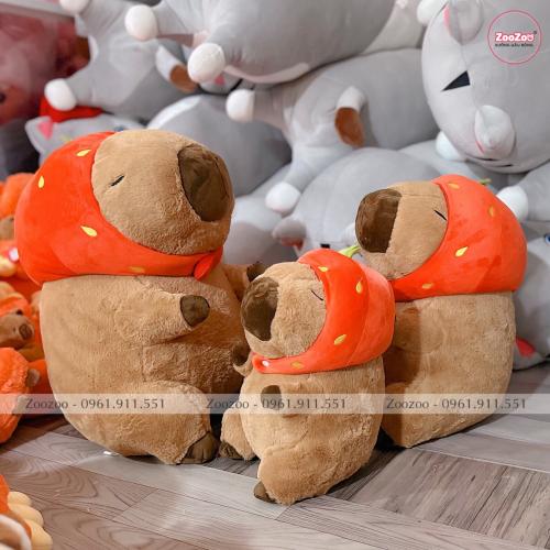 Thú bông Capybara đội nón dâu lông xù TC